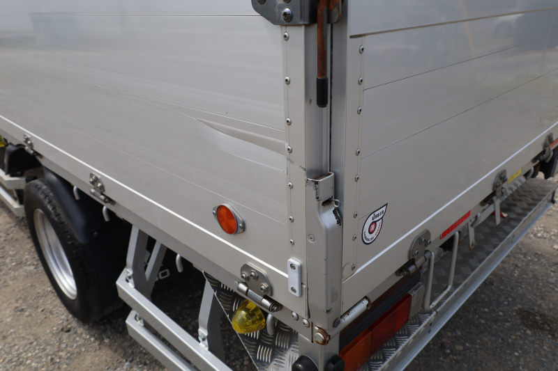 キャンター|中古トラックの販売・買取・査定のアイナビ