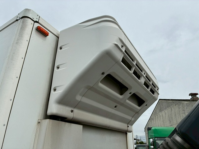 デンソーR404A可動式仕切り板150馬力スムーサーEx|中古トラックの販売・買取・査定のアイナビ