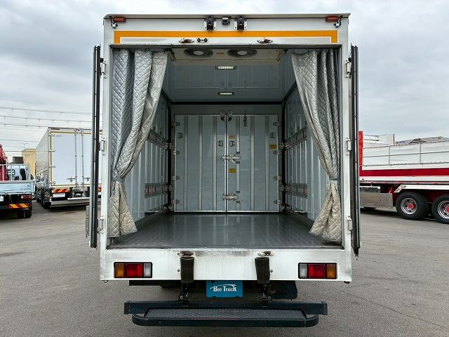 デンソーR404A可動式仕切り板150馬力スムーサーEx|中古トラックの販売・買取・査定のアイナビ