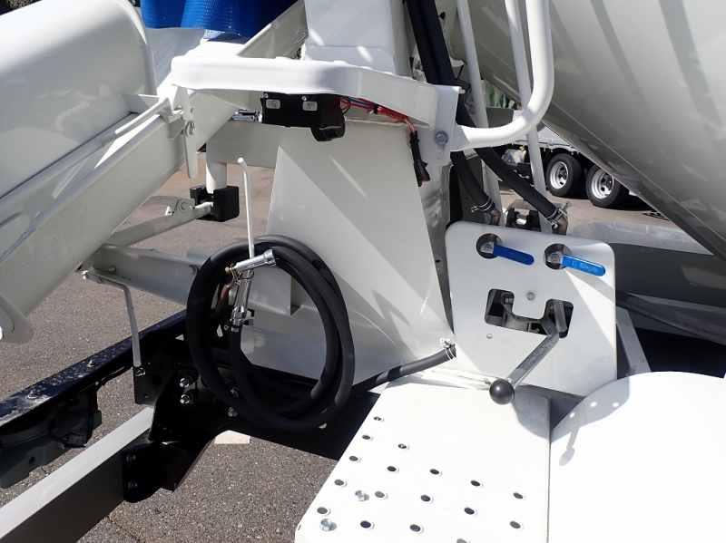 未使用車 カヤバ ドラム3.0立米 最大1.5立米 MR1520|中古トラックの販売・買取・査定のアイナビ