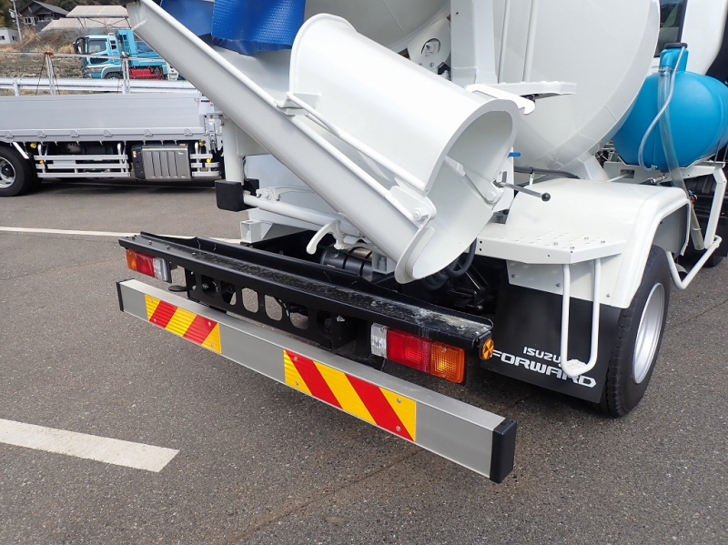 未使用車 カヤバ ドラム3.0立米 最大1.5立米 MR1520|中古トラックの販売・買取・査定のアイナビ