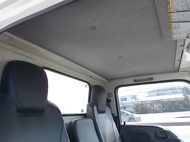 H25年式 エルフ2トン低床ダンプ オートマ車|中古トラックの販売・買取・査定のアイナビ