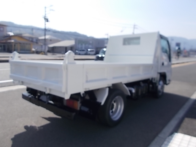 H25年式 エルフ2トン低床ダンプ オートマ車|中古トラックの販売・買取・査定のアイナビ
