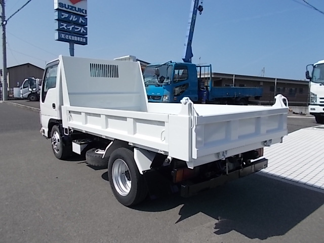 H25年式 エルフ2トン低床ダンプ オートマ車|中古トラックの販売・買取・査定のアイナビ