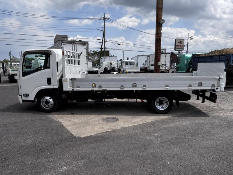 ワイド幅 セーフティーローダー 5mボディ|中古トラックの販売・買取・査定のアイナビ