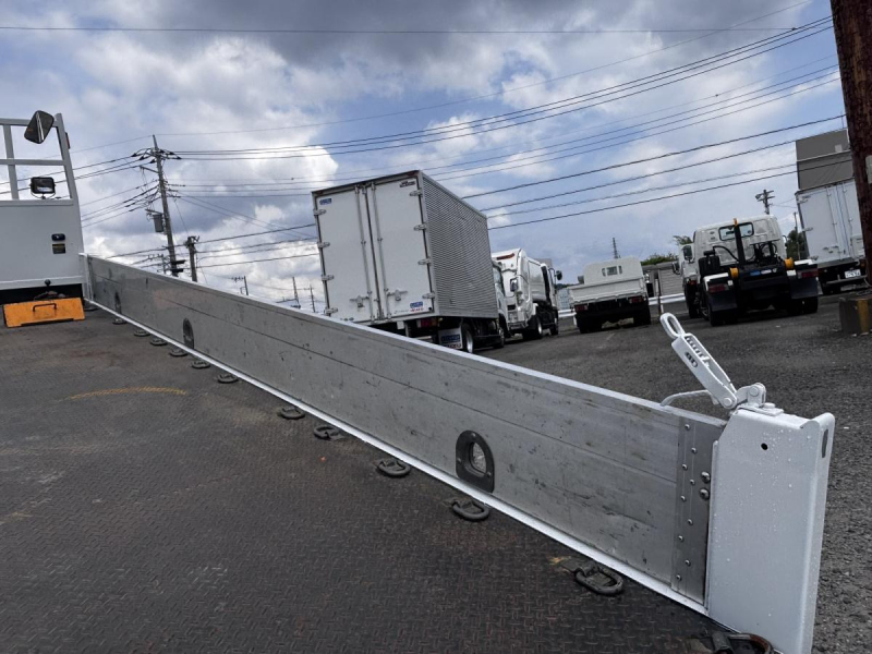 ワイド幅 セーフティーローダー 5mボディ|中古トラックの販売・買取・査定のアイナビ