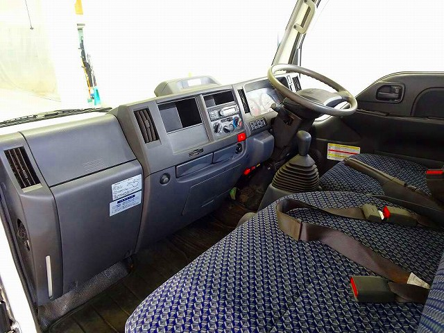 エルフ1.55t4WDFFLWタイヤ平ボデー|中古トラックの販売・買取・査定のアイナビ