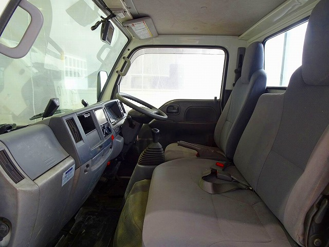 エルフ1.5t4WDFFLSタイヤ平ボデー|中古トラックの販売・買取・査定のアイナビ