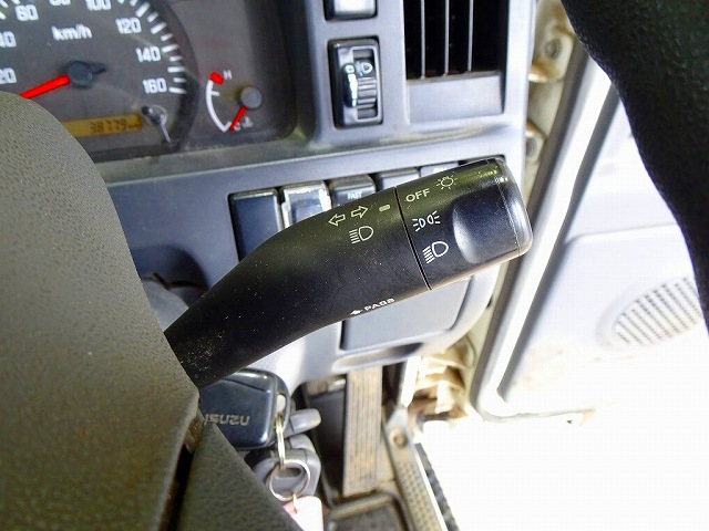 エルフ1.5t4WDFFLSタイヤ平ボデー|中古トラックの販売・買取・査定のアイナビ