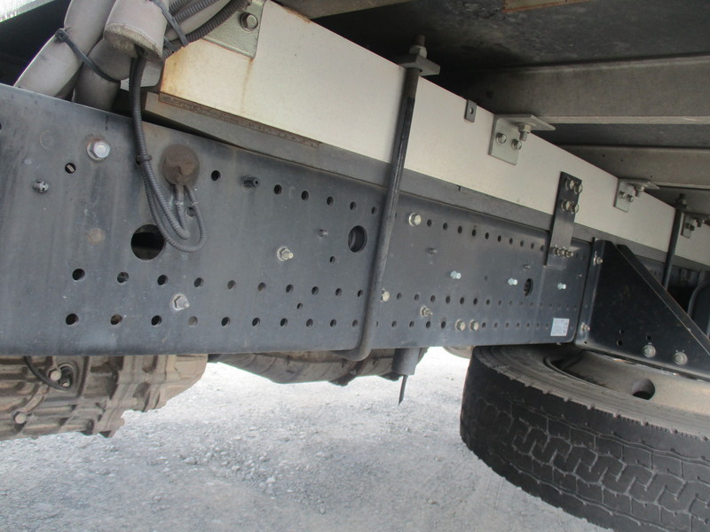 H25フォワード-30℃設定格納パワーゲート冷蔵冷凍車ベッド付|中古トラックの販売・買取・査定のアイナビ