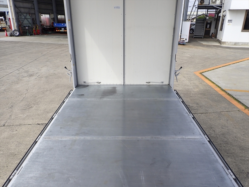 【352828】デュトロ　アルミウィング|中古トラックの販売・買取・査定のアイナビ