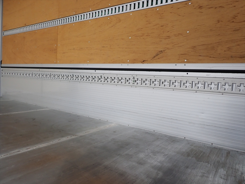 【352828】デュトロ　アルミウィング|中古トラックの販売・買取・査定のアイナビ