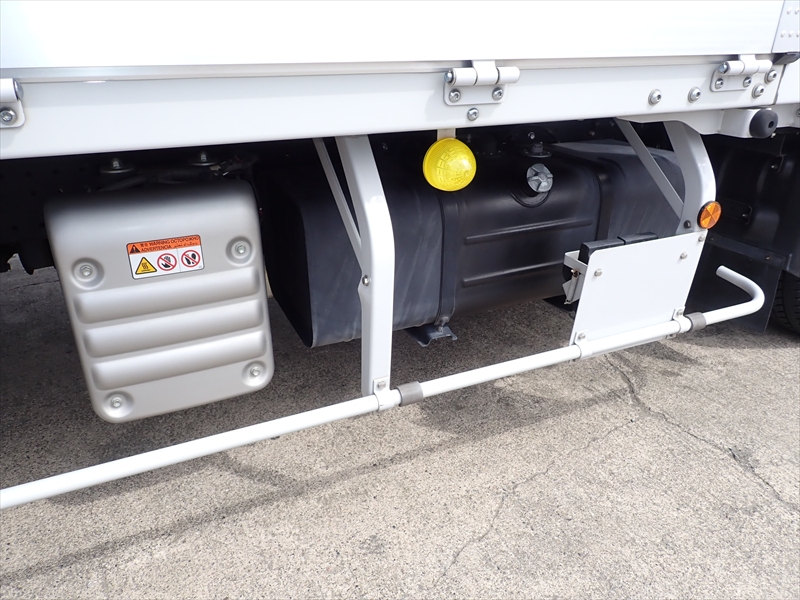 【352828】デュトロ　アルミウィング|中古トラックの販売・買取・査定のアイナビ