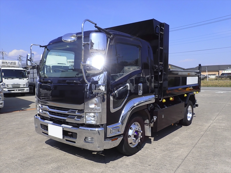 【352804】新明和工業製土砂ダンプ　塗装良好|中古トラックの販売・買取・査定のアイナビ