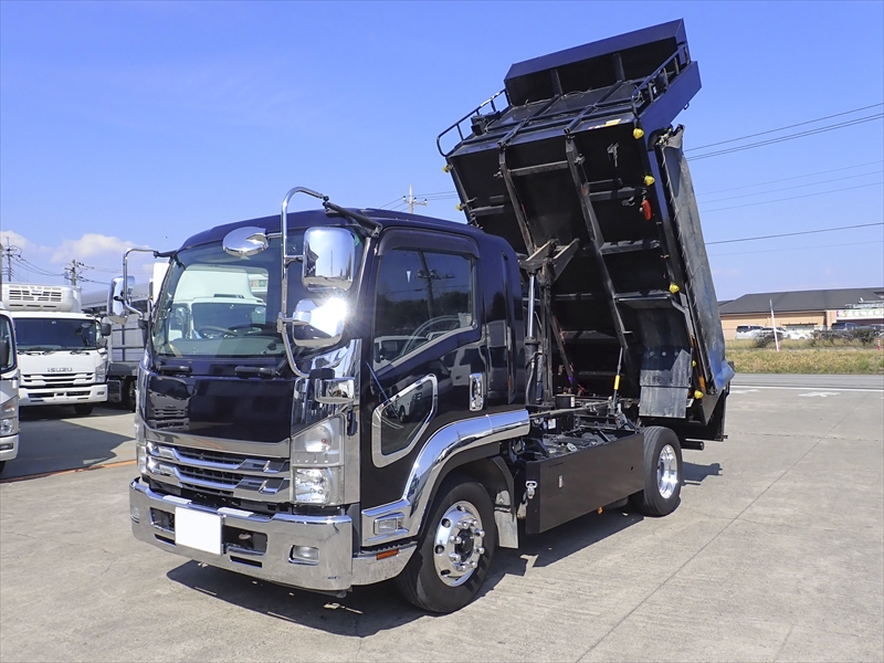 【352804】新明和工業製土砂ダンプ　塗装良好|中古トラックの販売・買取・査定のアイナビ