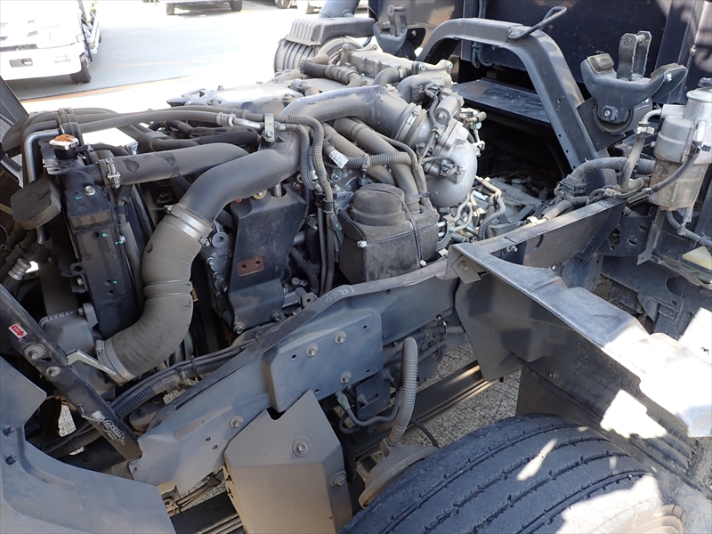 【352804】新明和工業製土砂ダンプ　塗装良好|中古トラックの販売・買取・査定のアイナビ