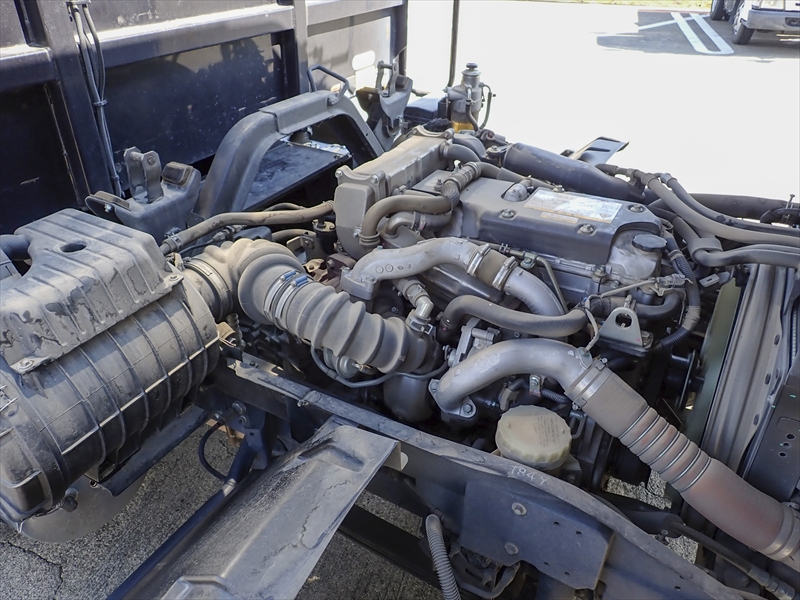 【352804】新明和工業製土砂ダンプ　塗装良好|中古トラックの販売・買取・査定のアイナビ