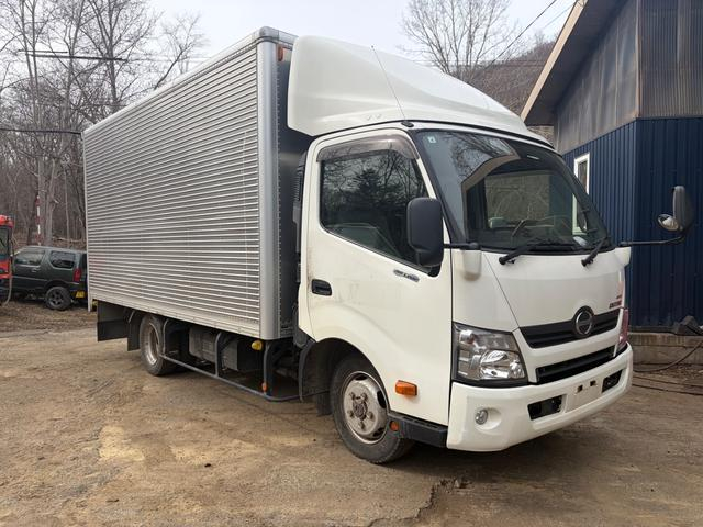 日野 バン車 デュトロ|中古トラックの販売・買取・査定のアイナビ