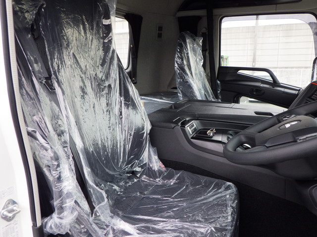 三菱2RG-FP84VERSヘッド10t超11.5tPTO・ダンプレバー付|中古トラックの販売・買取・査定のアイナビ