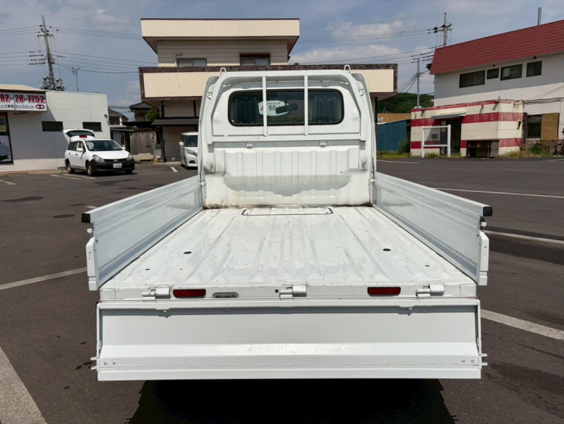 KCエアコンパワステ助手席SRSエアバッグ走行8千km台|中古トラックの販売・買取・査定のアイナビ