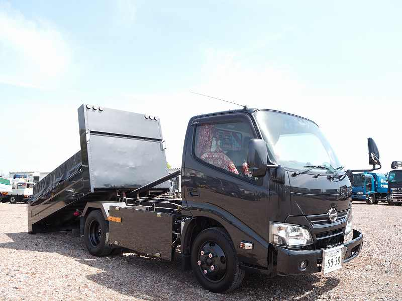 デュトロ新明和製ローダーダンプコボレーン積載3t4ナンバー|中古トラックの販売・買取・査定のアイナビ