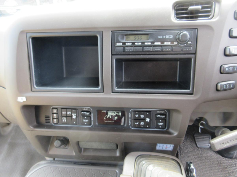 ロング 25人乗り 自動スィングドア リヤ観音扉|中古トラックの販売・買取・査定のアイナビ