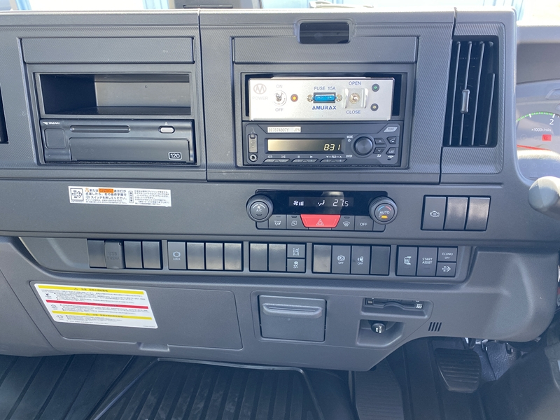 フォワード カヤバ ドラム容量3.0㎥ 最大混合容量1.5㎥ 電動アルミホッパーカバー 汚水箱付 積載3,440kg|中古トラックの販売・買取・査定のアイナビ