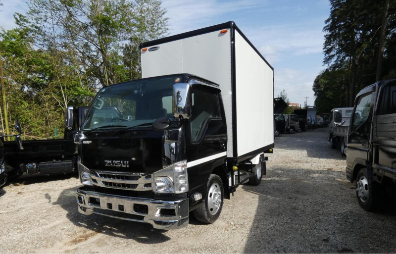 H27　エルフ　1.45トン　4WD　パネルバン　オートマ|中古トラックの販売・買取・査定のアイナビ