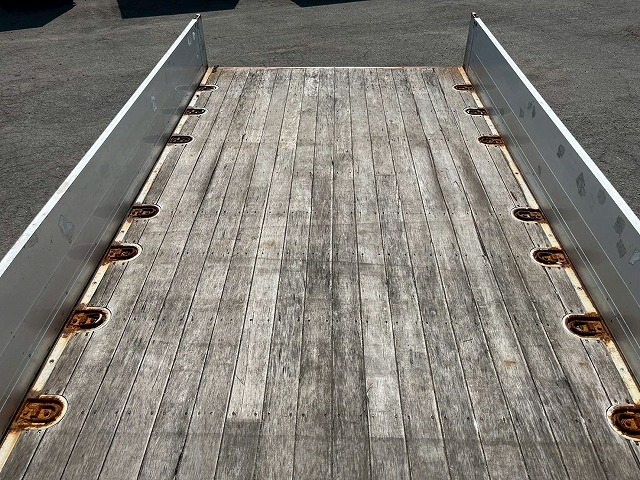 4.6トン積載★ワイド×ロング★175馬力★床フック9×2★AT車|中古トラックの販売・買取・査定のアイナビ