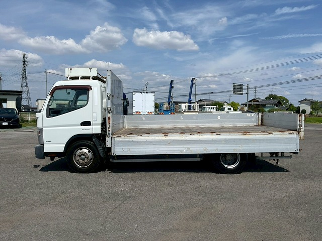 4.6トン積載★ワイド×ロング★175馬力★床フック9×2★AT車|中古トラックの販売・買取・査定のアイナビ