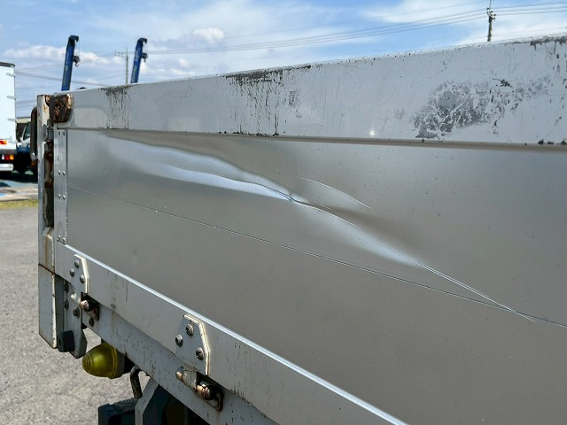 4.6トン積載★ワイド×ロング★175馬力★床フック9×2★AT車|中古トラックの販売・買取・査定のアイナビ