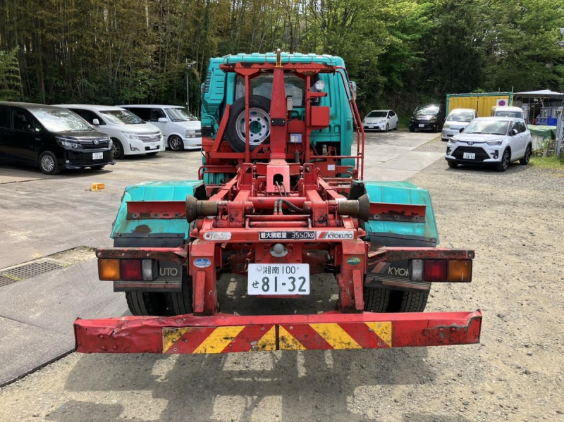 H28年式、ファイター、フックロール、ショートキャブ、車検付|中古トラックの販売・買取・査定のアイナビ