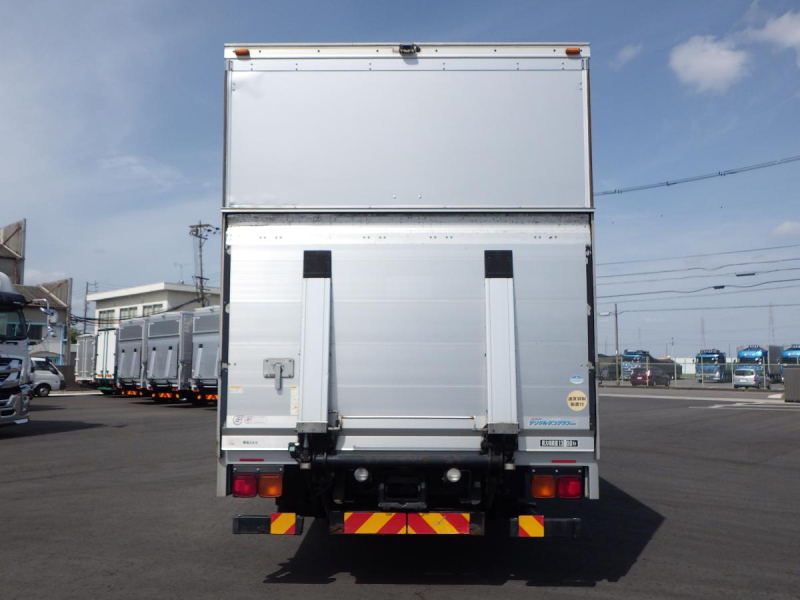 4軸低床 コンビゲート 後輪エアサス|中古トラックの販売・買取・査定のアイナビ