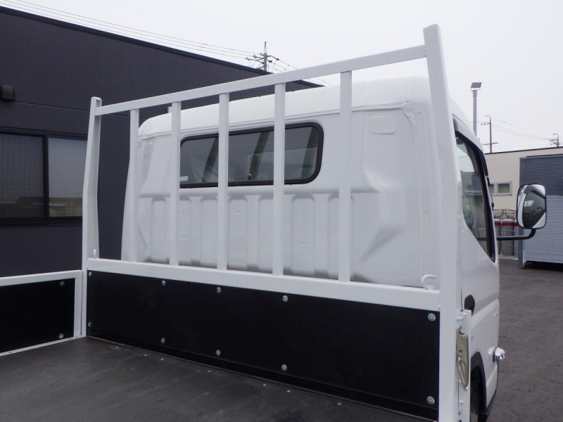 未使用車ワイドロング全低床積載3t車輌総重量5,925kg|中古トラックの販売・買取・査定のアイナビ