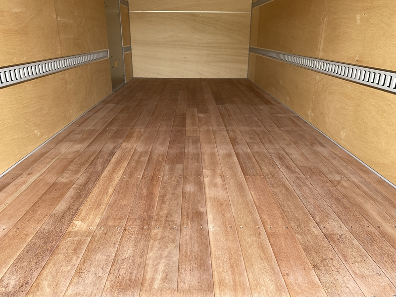 キャンター ワイド超ロング 高床 ラッシング2段 サイドドア 跳上ゲート付 積載3,500kg|中古トラックの販売・買取・査定のアイナビ