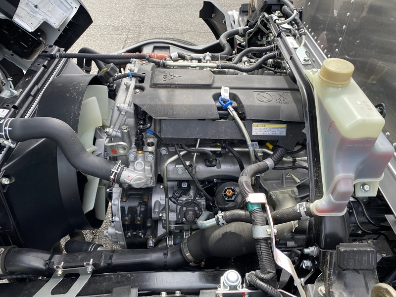 キャンター ワイド超ロング 高床 ラッシング2段 サイドドア 跳上ゲート付 積載3,500kg|中古トラックの販売・買取・査定のアイナビ