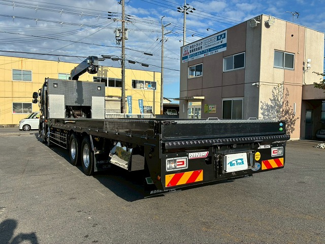 保証対象車両車検付8×4後輪エアサス永久磁石式リターダ|中古トラックの販売・買取・査定のアイナビ