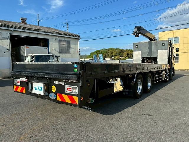 保証対象車両車検付8×4後輪エアサス永久磁石式リターダ|中古トラックの販売・買取・査定のアイナビ