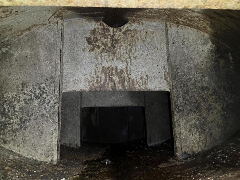 平成23年式 いすゞ フォワード 6800㍑ バキューム|中古トラックの販売・買取・査定のアイナビ