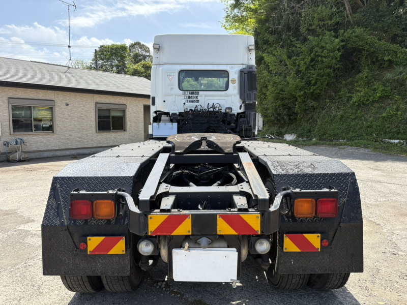 H30年式、プロフィア、2デフトラクタ、流体式リターダ付|中古トラックの販売・買取・査定のアイナビ