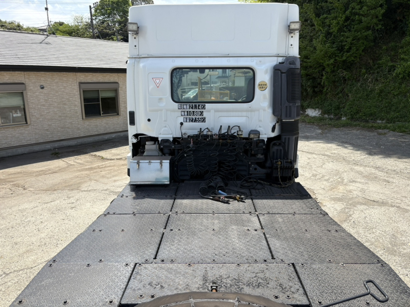 H30年式、プロフィア、2デフトラクタ、流体式リターダ付|中古トラックの販売・買取・査定のアイナビ