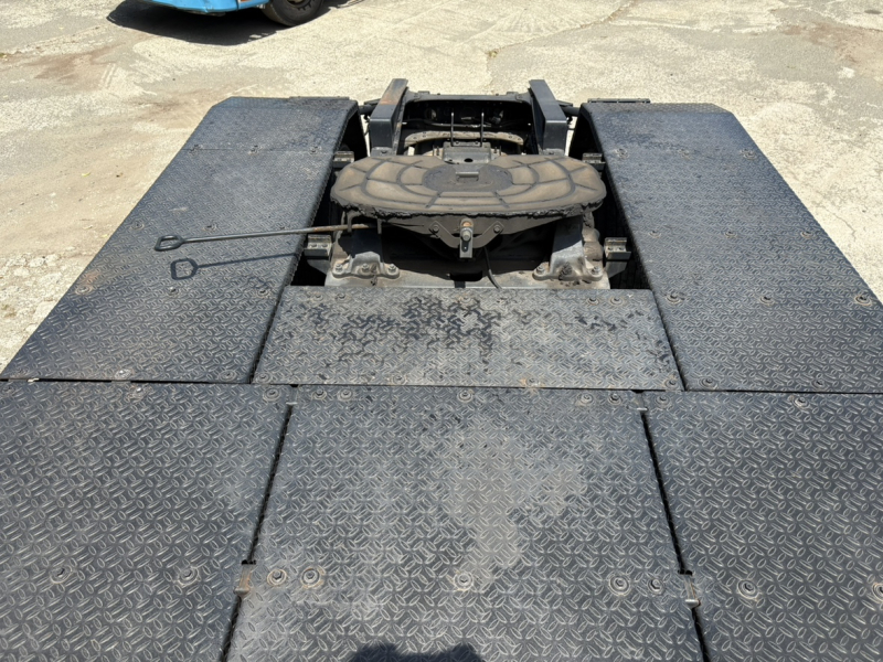 H30年式、プロフィア、2デフトラクタ、流体式リターダ付|中古トラックの販売・買取・査定のアイナビ