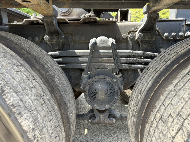 H30年式、プロフィア、2デフトラクタ、流体式リターダ付|中古トラックの販売・買取・査定のアイナビ