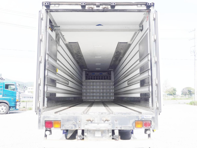 低温冷蔵冷凍大型スタンバイ付き|中古トラックの販売・買取・査定のアイナビ