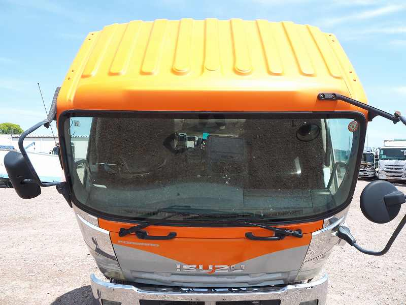 いすゞフォワードコンテナ車パッカーコンテナ付きアームロール|中古トラックの販売・買取・査定のアイナビ