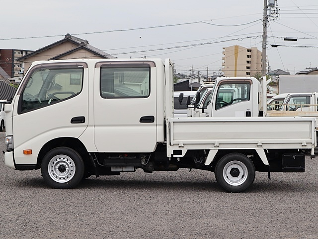 積載1250Kg　平ボディ　Wキャブ　4WD　標準|中古トラックの販売・買取・査定のアイナビ