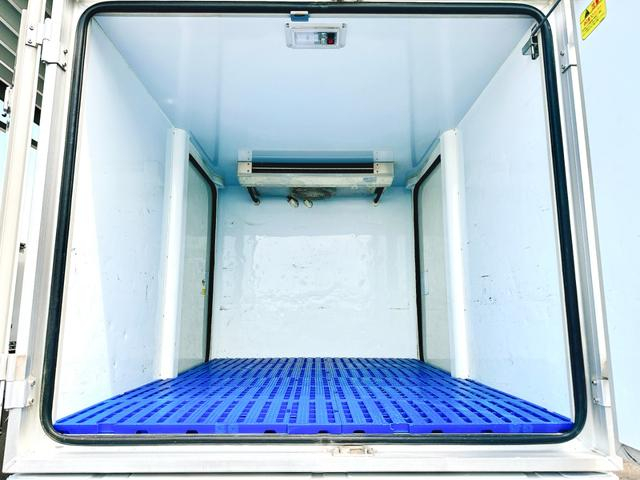 三菱 冷凍バン ミニキャブトラック|中古トラックの販売・買取・査定のアイナビ