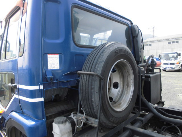 4T パッカー車 回転式 ダンプ式 塵芥車 フジマイティ8立米|中古トラックの販売・買取・査定のアイナビ