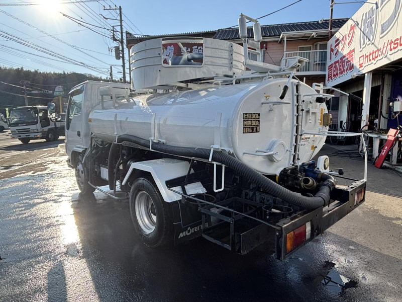 バキューム車 モリタ製3000L|中古トラックの販売・買取・査定のアイナビ