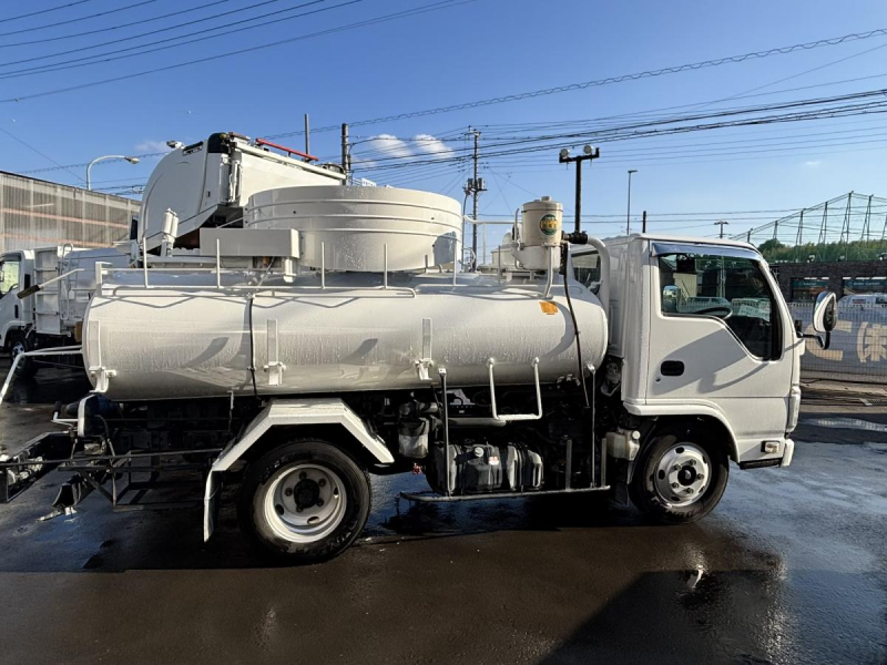 バキューム車 モリタ製3000L|中古トラックの販売・買取・査定のアイナビ